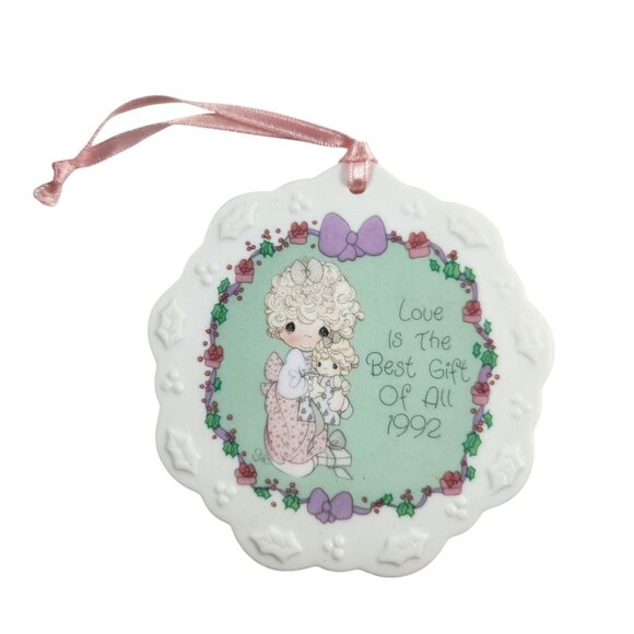 Precious Moments 90s Porcelain Ornament "Love Is The Best Gift Of All" - Picture 2 of 4